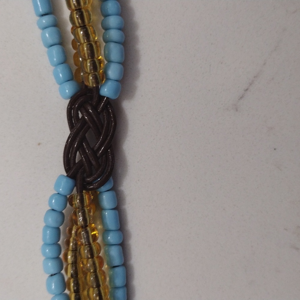 Celtic Knot Friendship Bracelet - Picture 3 of 7